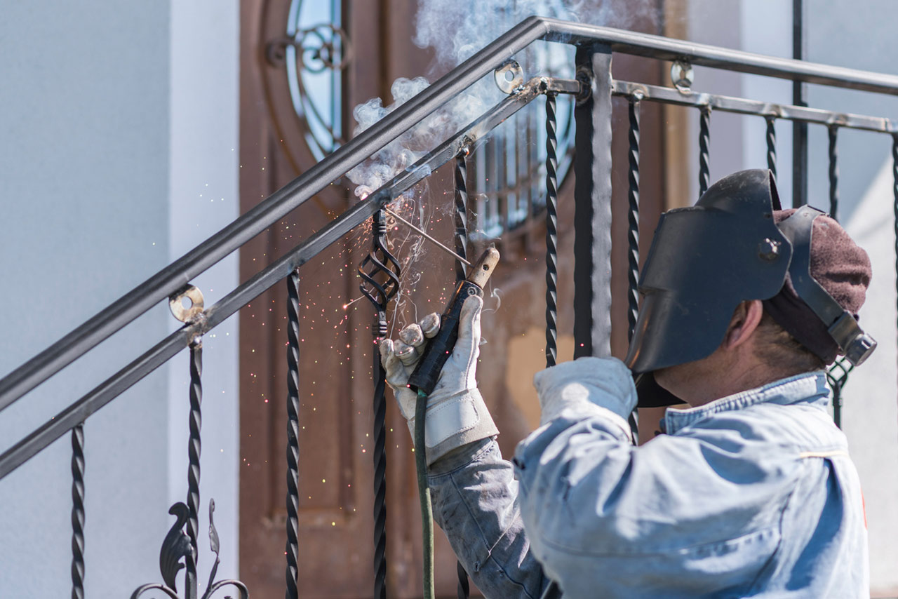 professional welder performing welding work in Los Angeles